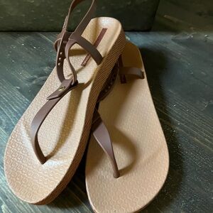 Women's Inpanema sandals